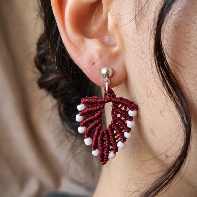 PENDIENTES HOJA HUECA GRANATE