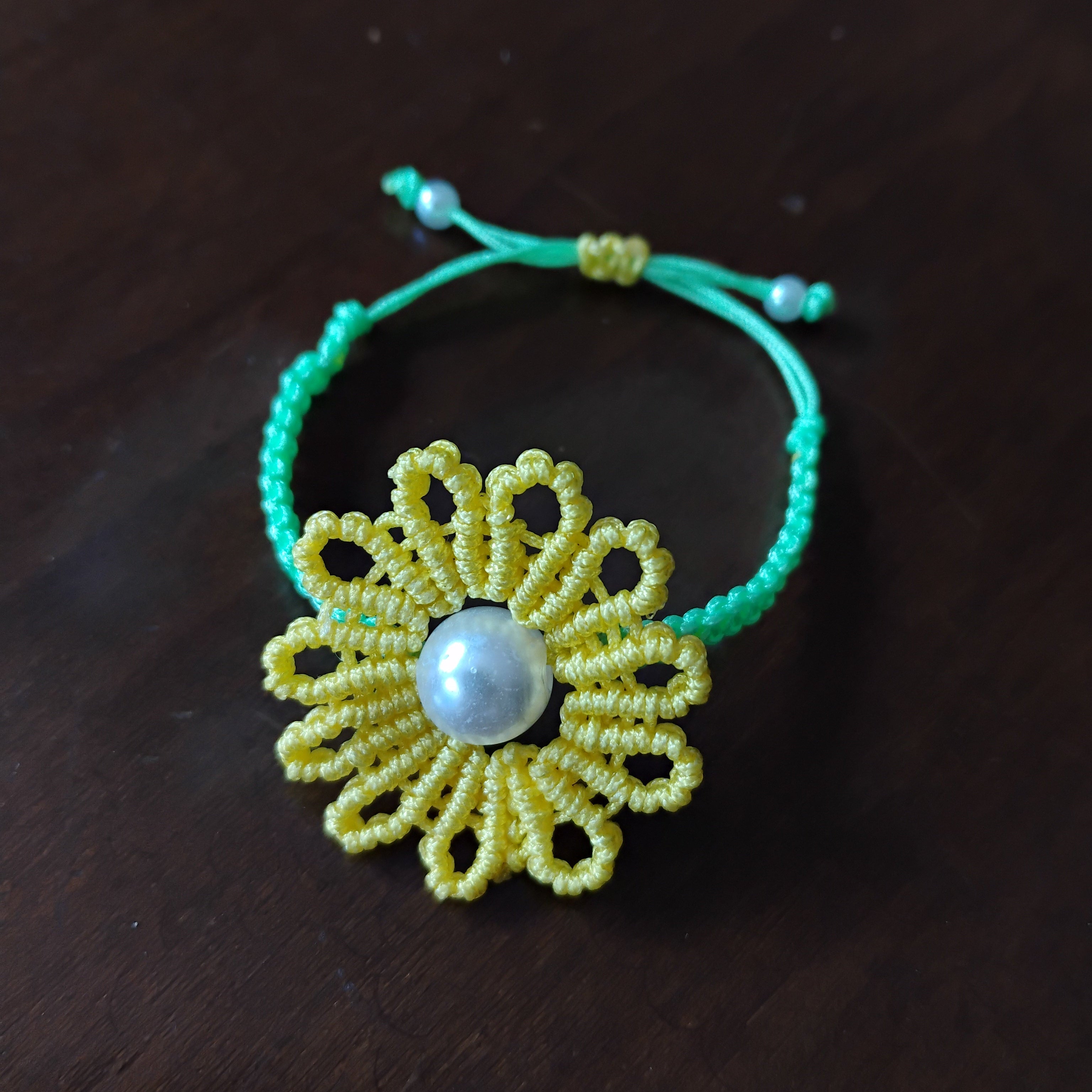 PULSERA FLOR DE SOL AMARILLA