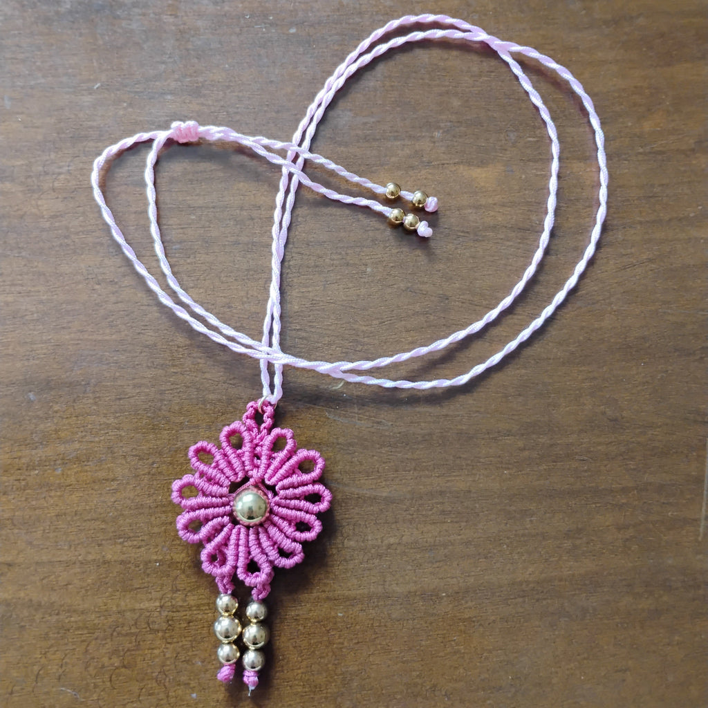 COLLAR FLOR DE SOL ROSA