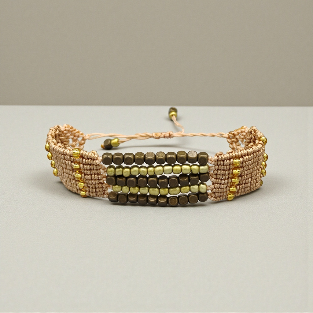BRAZALETE BEIGE Y DORADO