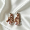 PENDIENTES PERLA MARRÓN CLARO