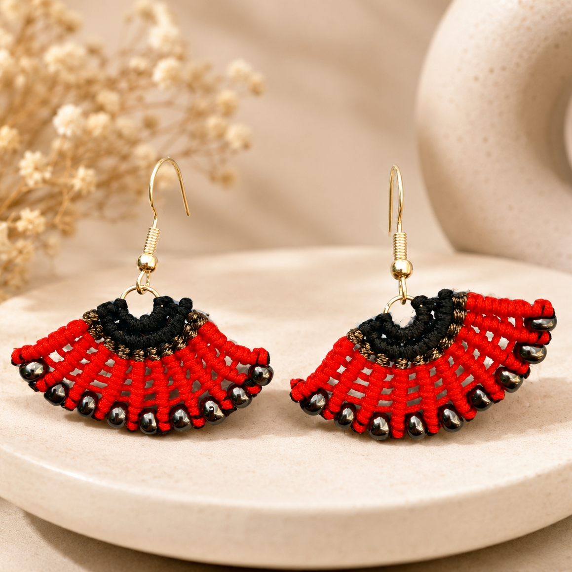 PENDIENTES EN FORMA DE ABANICOS